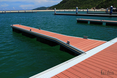 Marine Grade Aluminum Floating Finger Dock With Mooring Cleats LLDPE Floaters Floating Pontoon For Wharf Engineering