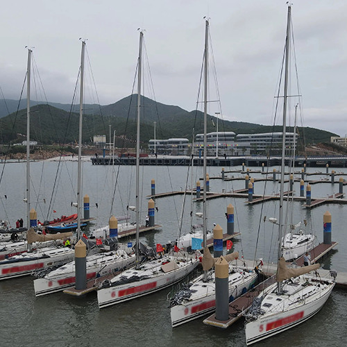Marine Grade Aluminum Floating Finger Dock With Mooring Cleats LLDPE Floaters Floating Pontoon For Wharf Engineering