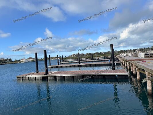 LLDPE Floaters Marine Grade Modular Floating Dock avec taille personnalisée pour un usage commercial et récréatif