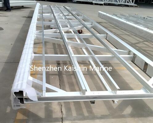 Ponton flottant en aluminium durable et nécessitant peu d'entretien, résistant à la corrosion, avec platelage en WPC